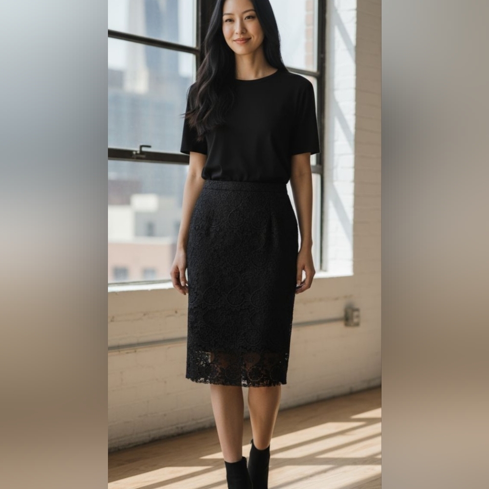 Womens Forever21 Black Lace Knee High Skirt Size: S